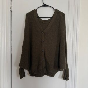 Green wing sleeve sweater cardigan